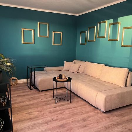 Apartment Juna Mit Tg Stellplatz Лейпциг Экстерьер фото